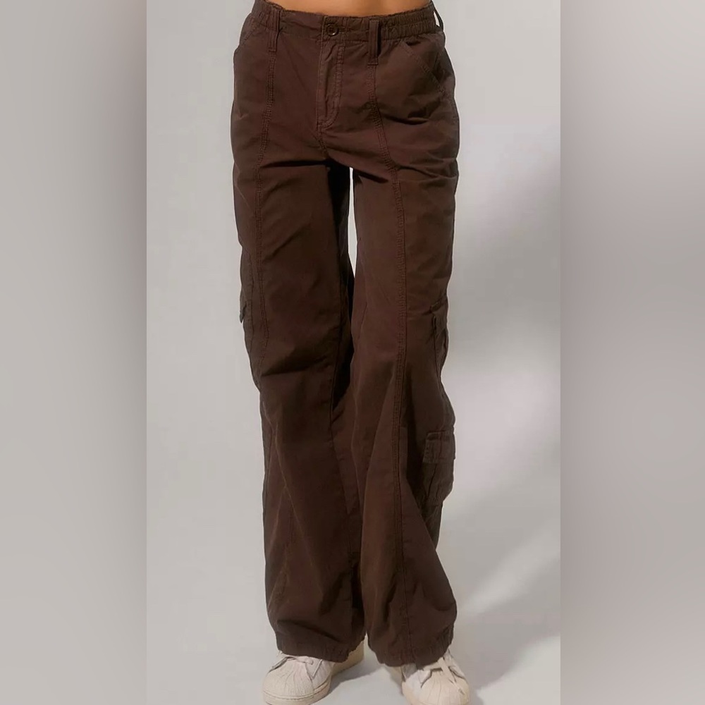 Urban Outfitters Y2K-inspired low-rise cargo pants from BDG